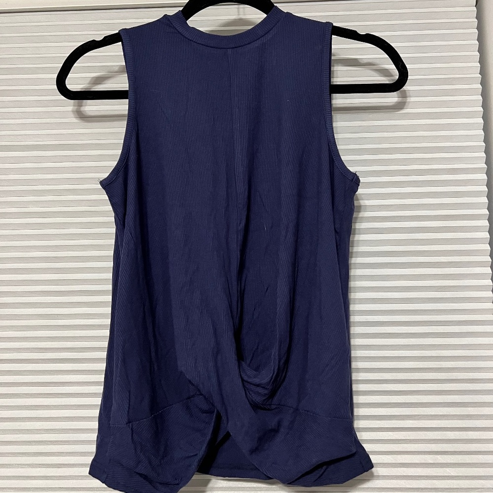 SHEIN Tank Top